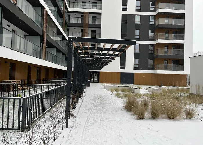 Apartman Airport Wyscigi - And View With Underground Garage *