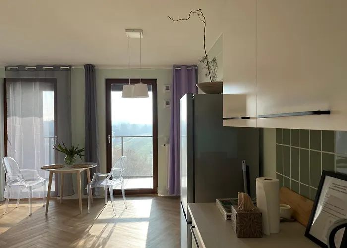 Apartman Airport Wyscigi - And View With Underground Garage