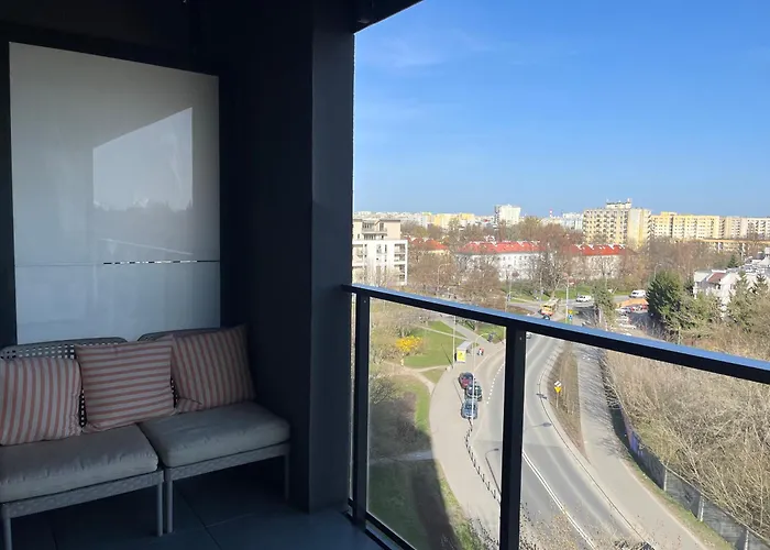 Airport Wyscigi - And View With Underground Garage 아파트 바르샤바